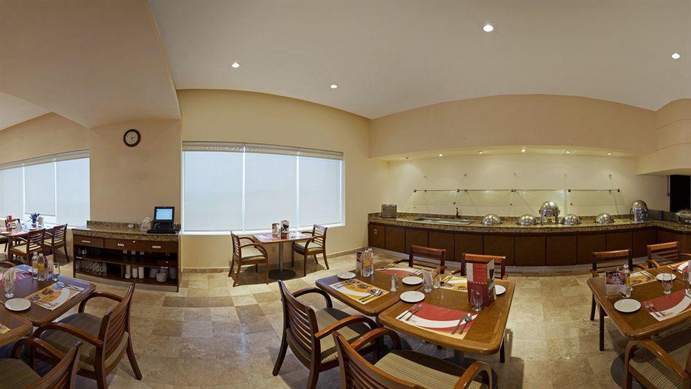 Fiesta Inn Coatzacoalcos Exterior foto