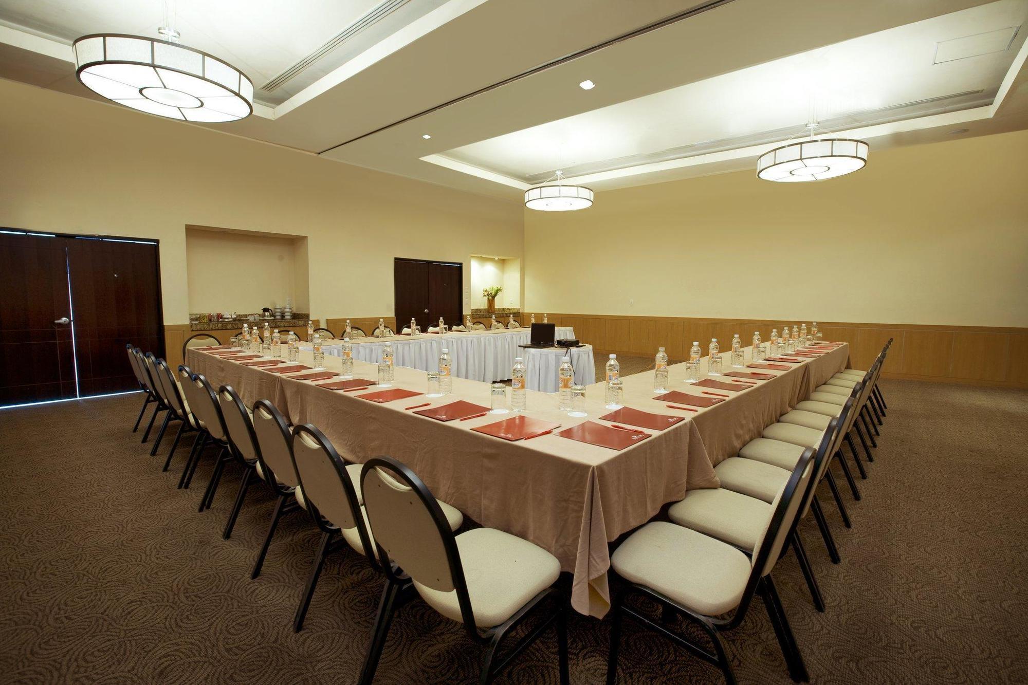 Fiesta Inn Coatzacoalcos Exterior foto